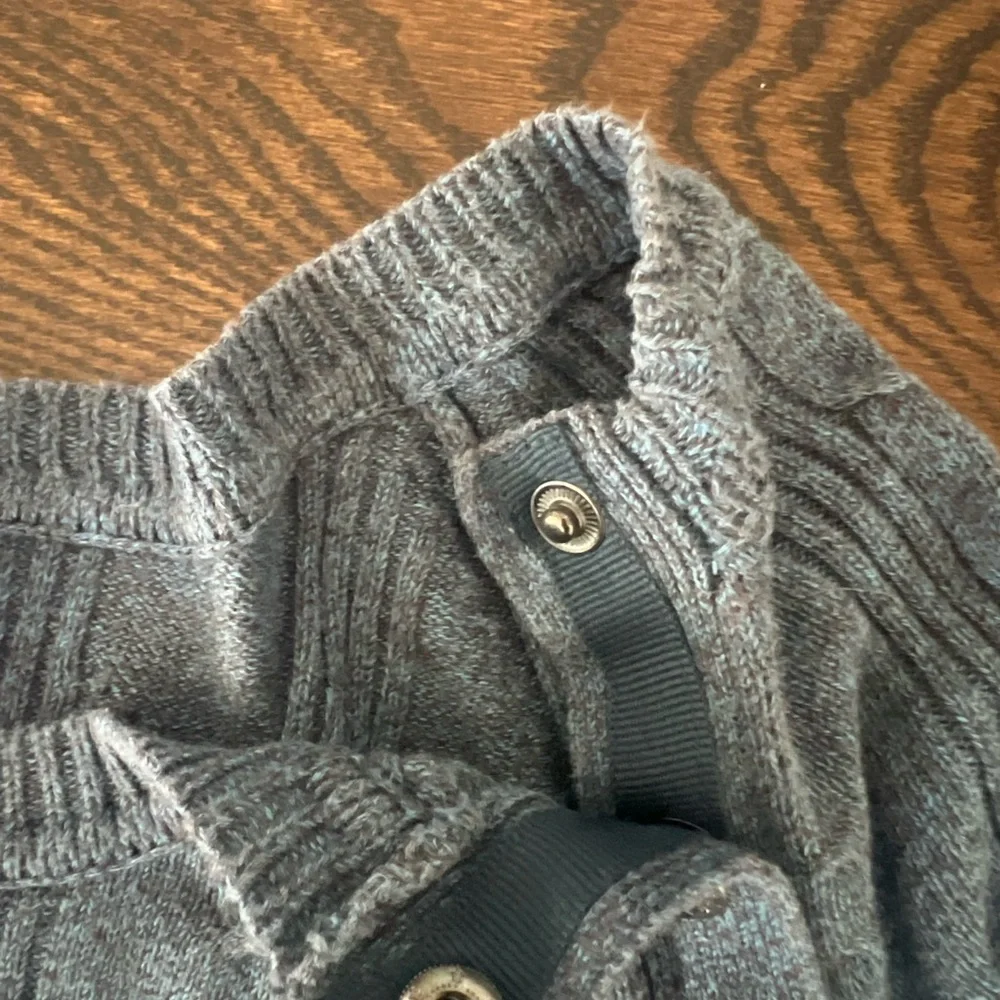 Seraphine - Maternity & nursing - Gray Sweater knit Dress with Button Accents - Picture 3 of 4